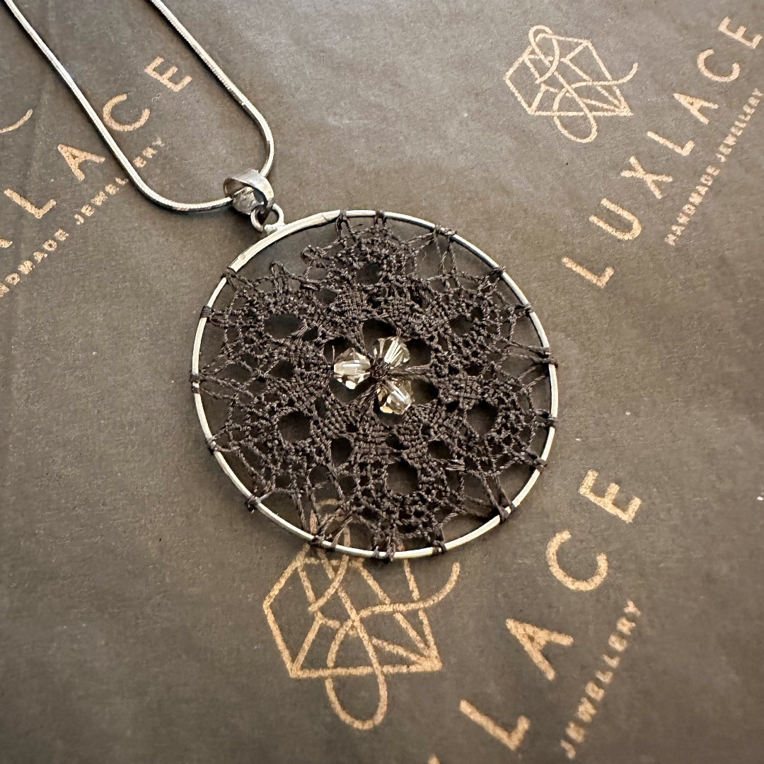 Rožica – Sterling Silver Lace Pendant Necklace