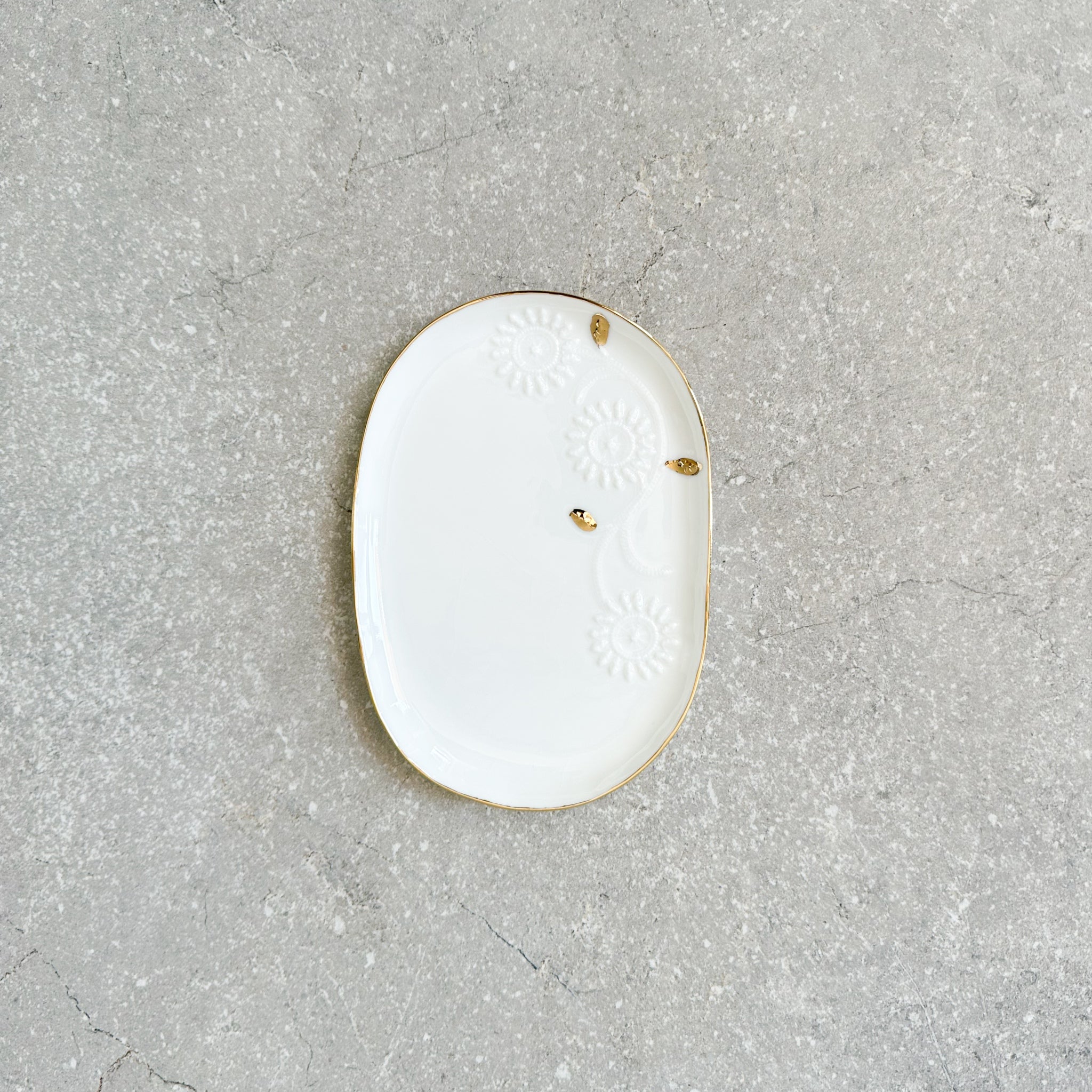 plate oval M